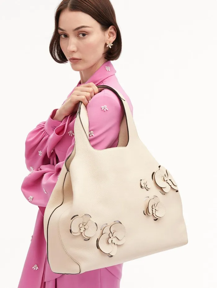 The LaserCut Orchid Topaz Ivory Women Oscar De La Renta Signature Handbags The LaserCut Orchid Topaz Ivory Women Oscar De La Renta Signature Handbags