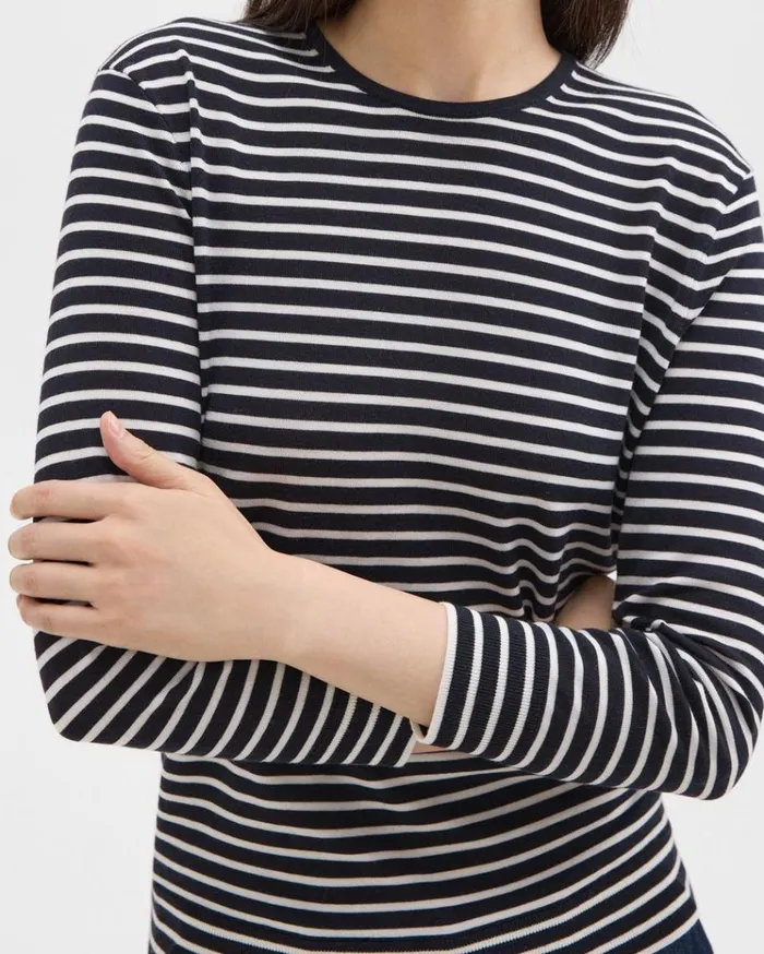 Theory Shrunken Crewneck Sweater In Merino Wool Navynew Ivory Women Sweaters Cardigans Theory Shrunken Crewneck Sweater In Merino Wool Navynew Ivory Women Sweaters Cardigans