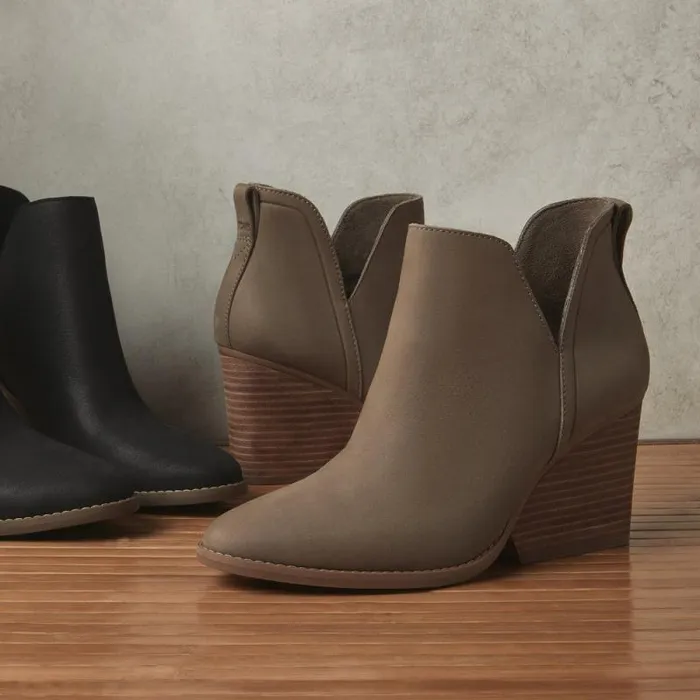 Toms Boots and Booties Eliza Heeled Boot Dune Nubuck Leather 8211 Women Toms Boots and Booties Eliza Heeled Boot Dune Nubuck Leather 8211 Women