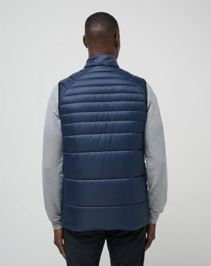 TravisMathew AVES TECH PUFFER VEST Total Eclipse Men Vests TravisMathew AVES TECH PUFFER VEST Total Eclipse Men Vests