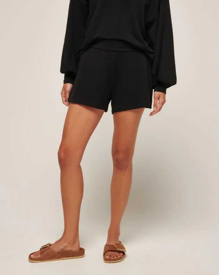 TravisMathew CLOUD TERRY SHORT Black Women Shorts