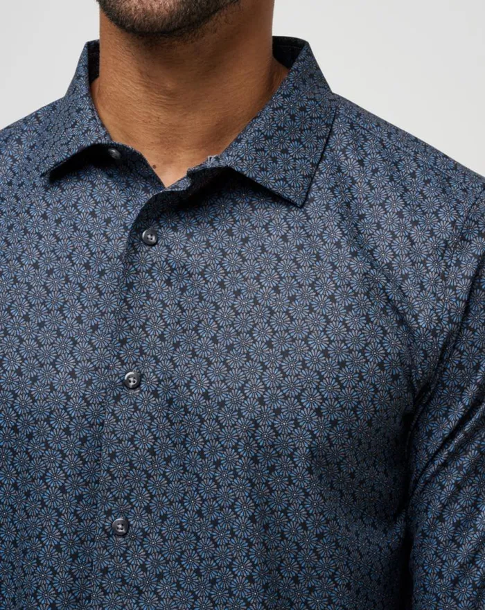 TravisMathew COUNTRY MILE LONG SLEEVE BUTTONUP Black Men ButtonUps TravisMathew COUNTRY MILE LONG SLEEVE BUTTONUP Black Men ButtonUps