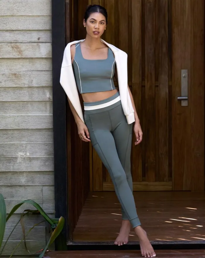 TravisMathew MULTITASK MOVEKNIT LEGGING Agave Green Women Pants TravisMathew MULTITASK MOVEKNIT LEGGING Agave Green Women Pants