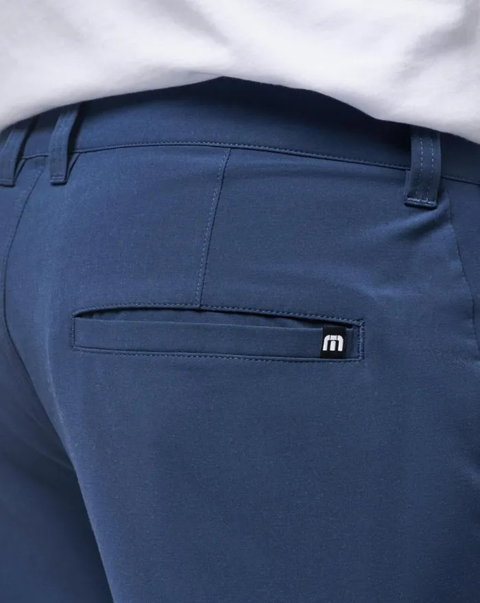 TravisMathew TECH CHINO SHORT 8IN Dress Blues Men Shorts TravisMathew TECH CHINO SHORT 8IN Dress Blues Men Shorts