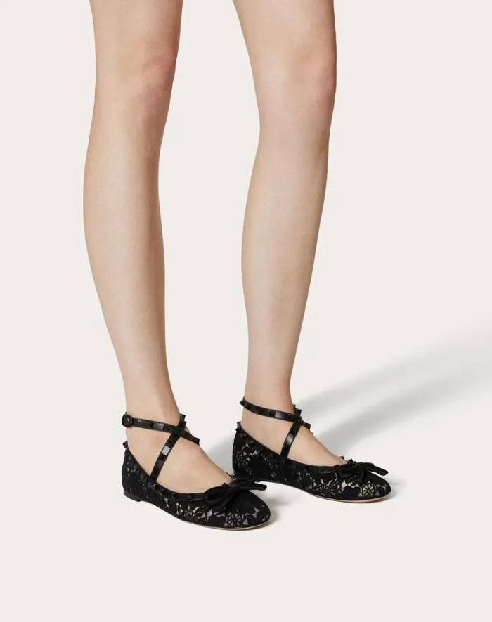 Valentino Ballerinas Woman Rockstud Macram Lace Ballerina For Woman In Black Black Valentino Ballerinas Woman Rockstud Macram Lace Ballerina For Woman In Black Black
