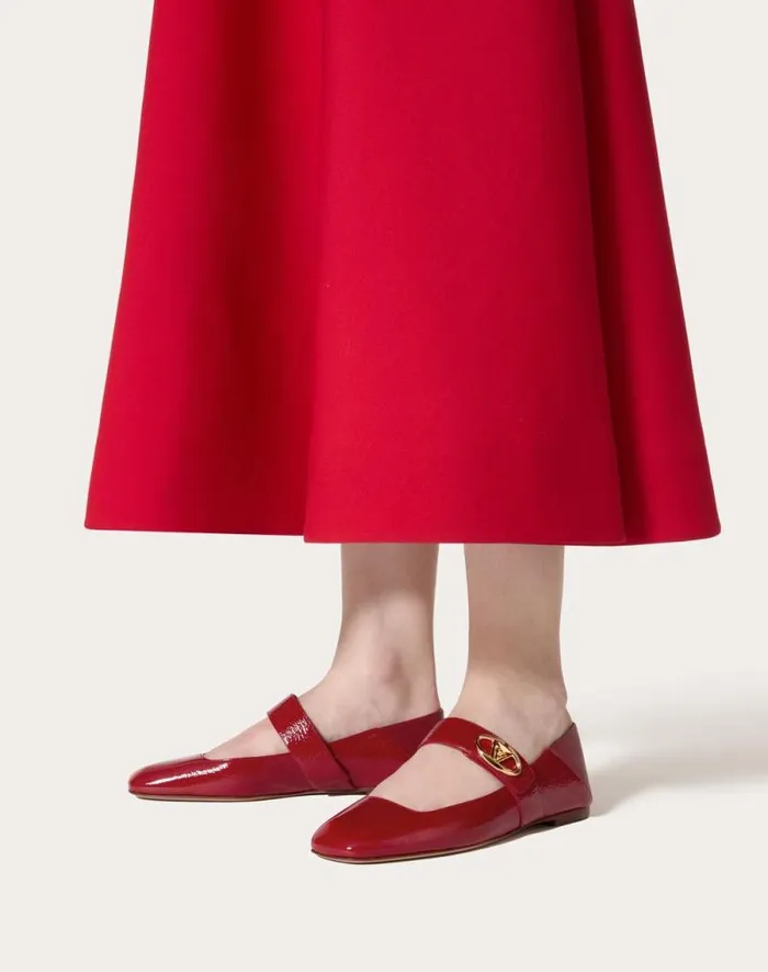 Valentino Ballerinas Woman Vlogo Locker Maryjane Ballerina In Naplack For Woman In Rose Quartz Rose Quartz Valentino Ballerinas Woman Vlogo Locker Maryjane Ballerina In Naplack For Woman In Rose Quartz Rose Quartz