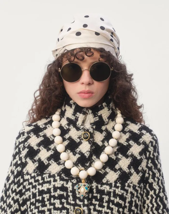 Valentino Coats And Outerwear Woman Geometric Tweed Cape For Woman In Ivoryblack Ivoryblack Valentino Coats And Outerwear Woman Geometric Tweed Cape For Woman In Ivoryblack Ivoryblack