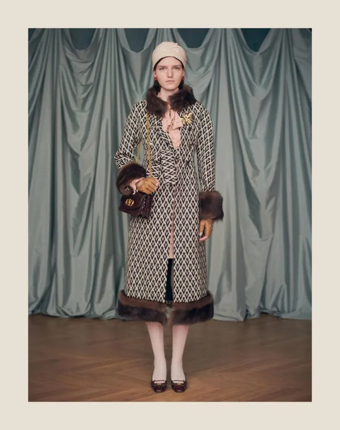 Valentino Coats And Outerwear Woman Toute La V Jacquard Coat For Woman In Blackivory Blackivory Valentino Coats And Outerwear Woman Toute La V Jacquard Coat For Woman In Blackivory Blackivory