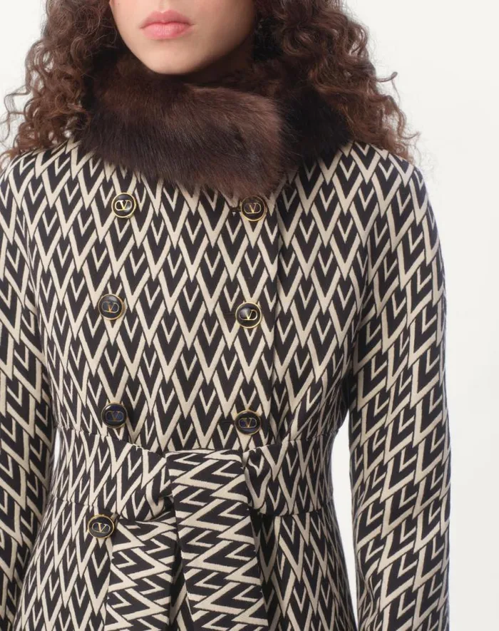 Valentino Coats And Outerwear Woman Toute La V Jacquard Coat For Woman In Blackivory Blackivory Valentino Coats And Outerwear Woman Toute La V Jacquard Coat For Woman In Blackivory Blackivory