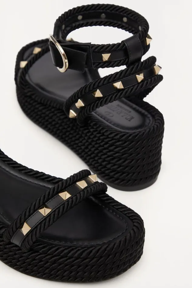 Valentino Espadrilles And Wedges Woman Rockstud Flatform Sandal In Calfskin 45mm For Woman In Black Black Valentino Espadrilles And Wedges Woman Rockstud Flatform Sandal In Calfskin 45mm For Woman In Black Black