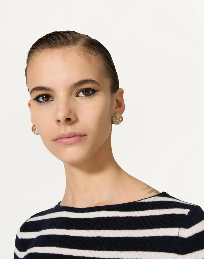 Valentino Jewelry Woman Vlogo Signature Metal And Swarovski Crystal Earrings For Woman In Gold Gold Valentino Jewelry Woman Vlogo Signature Metal And Swarovski Crystal Earrings For Woman In Gold Gold