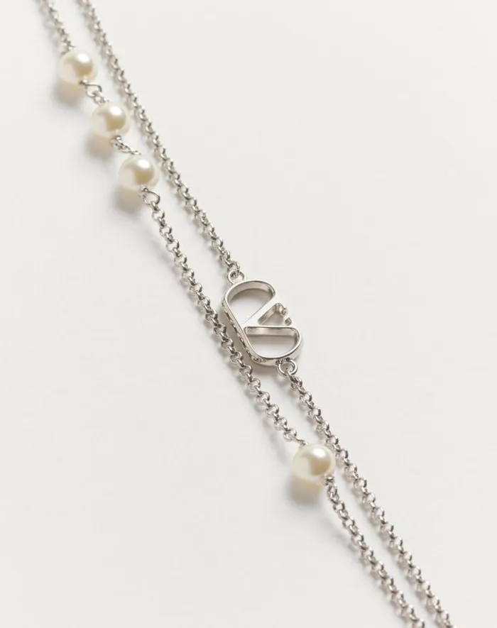Valentino Jewelry Woman Vlogo Signature Metal Necklace With Swarovski Pearls For Woman In Palladium Palladium Valentino Jewelry Woman Vlogo Signature Metal Necklace With Swarovski Pearls For Woman In Palladium Palladium