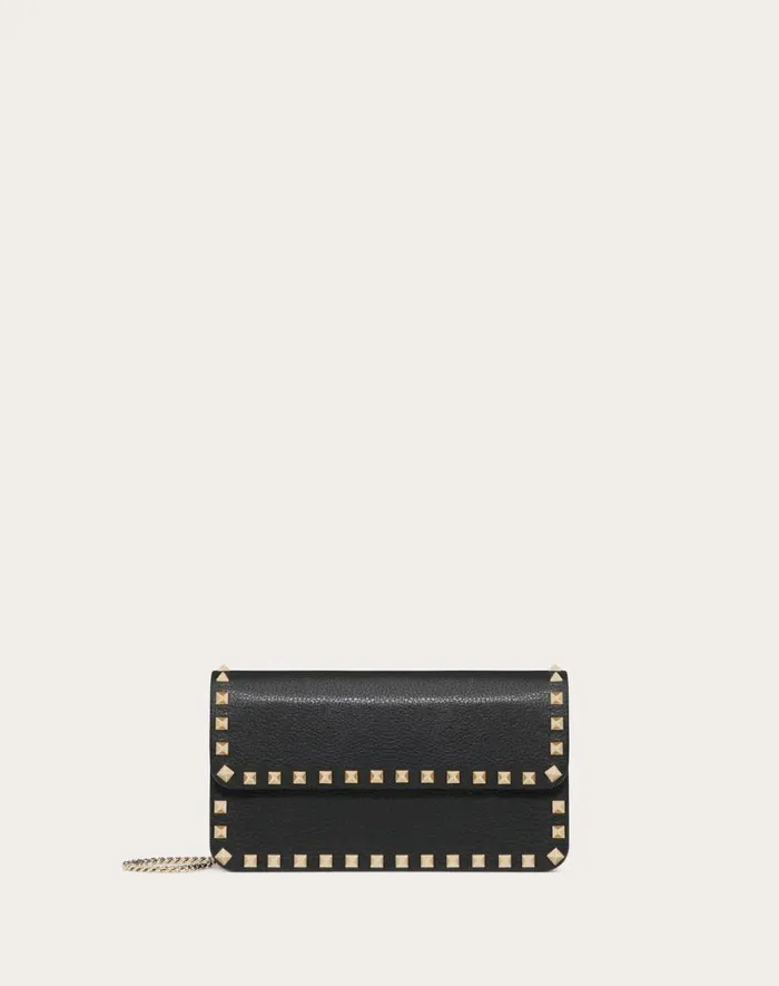 Valentino Mini Bags Woman Rockstud Grainy Calfskin Chain Pouch For Woman In Poudre Poudre Valentino Mini Bags Woman Rockstud Grainy Calfskin Chain Pouch For Woman In Poudre Poudre