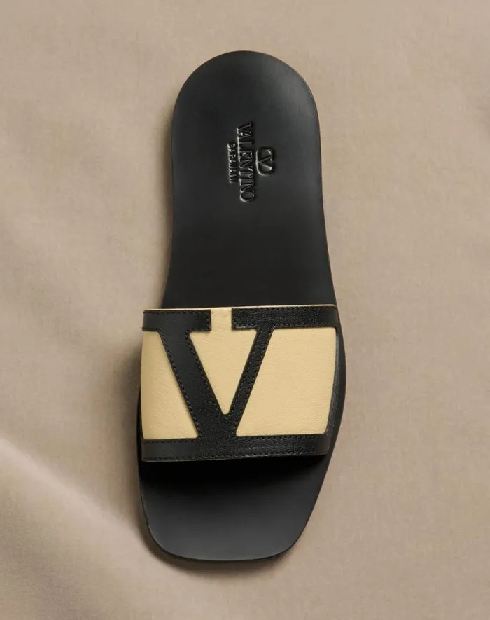 Valentino Sandals Man Viva Superstar Slide Sandal In Nappa Leather For Man In Butterblack Butterblack Valentino Sandals Man Viva Superstar Slide Sandal In Nappa Leather For Man In Butterblack Butterblack