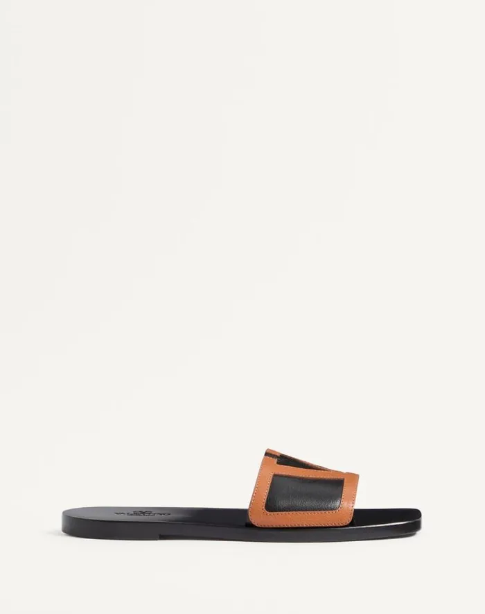 Valentino Sandals Man Viva Superstar Slide Sandal In Nappa Leather For Man In Butterblack Butterblack Valentino Sandals Man Viva Superstar Slide Sandal In Nappa Leather For Man In Butterblack Butterblack