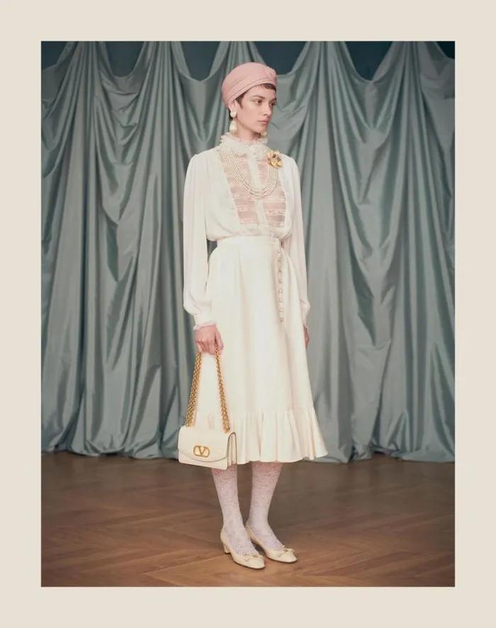 Valentino Shirts And Tops Woman Georgette Blouse For Woman In Ivory Ivory Valentino Shirts And Tops Woman Georgette Blouse For Woman In Ivory Ivory