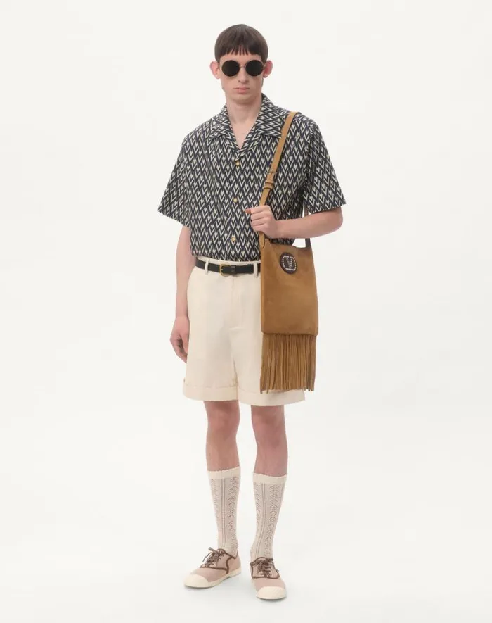Valentino Shirts Man Cotton Popeline Bowling Shirt With Toute La V Print For Man In Navycream Navycream Valentino Shirts Man Cotton Popeline Bowling Shirt With Toute La V Print For Man In Navycream Navycream