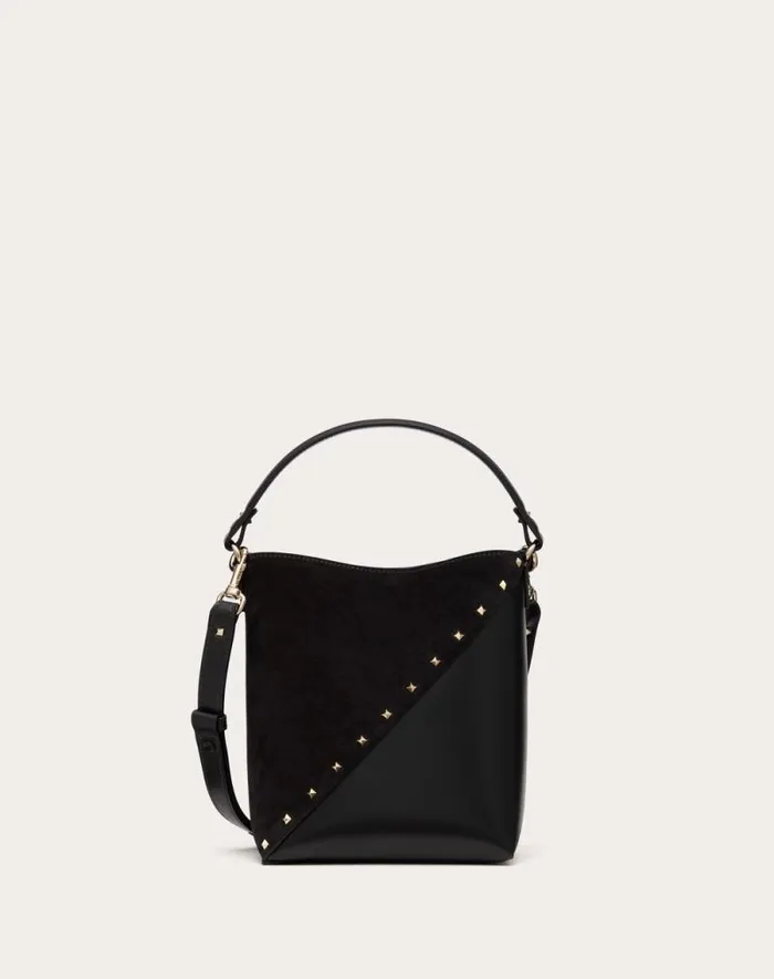 Valentino Shoulder Bags Woman Valentino Garavani Valentino Garavani Rockstud Wispy Bucket Bag In Calfskin And Suede For Woman In Black Black Valentino Shoulder Bags Woman Valentino Garavani Valentino Garavani Rockstud Wispy Bucket Bag In Calfskin And Suede For Woman In Black Black