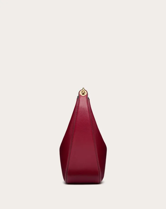 Valentino Shoulder Bags Woman Vlogo Moon Medium Grainy Calfskin Hobo Bag With Chain For Woman In Almond Almond Valentino Shoulder Bags Woman Vlogo Moon Medium Grainy Calfskin Hobo Bag With Chain For Woman In Almond Almond