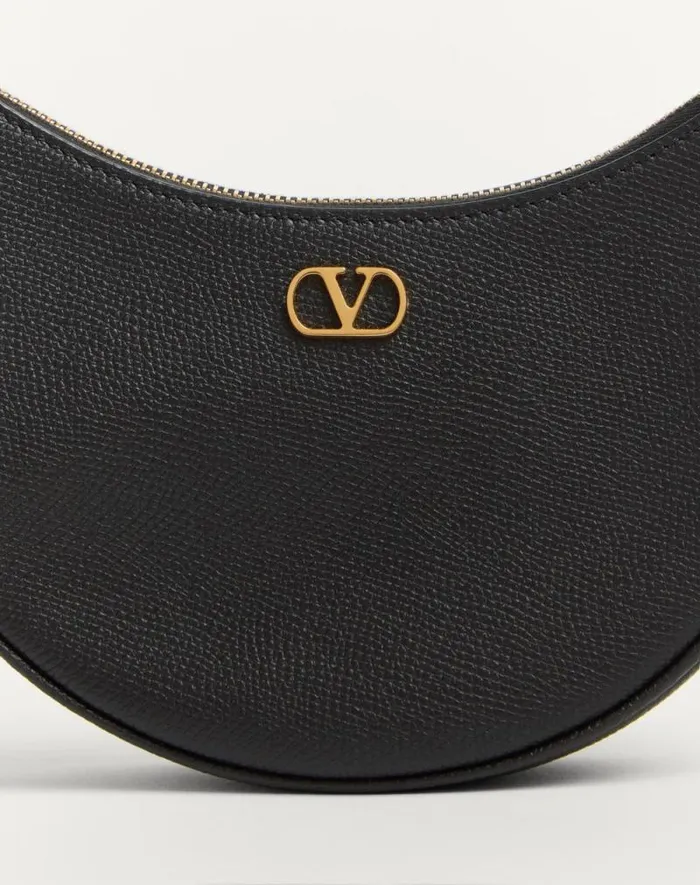 Valentino Shoulder Bags Woman Vlogo Signature Mini Hobo Bag In Grainy Calfskin For Woman In Light Ivory Light Ivory Valentino Shoulder Bags Woman Vlogo Signature Mini Hobo Bag In Grainy Calfskin For Woman In Light Ivory Light Ivory