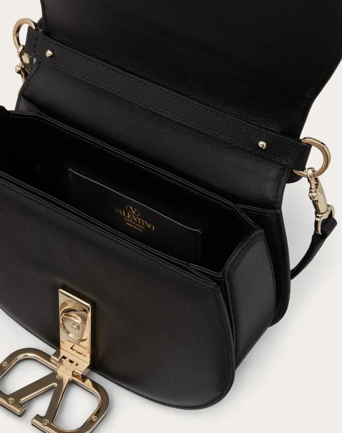 Valentino Shoulder Bags Woman Vsling Shoulder Bag In Grainy Calfskin For Woman In Ivory Ivory Valentino Shoulder Bags Woman Vsling Shoulder Bag In Grainy Calfskin For Woman In Ivory Ivory