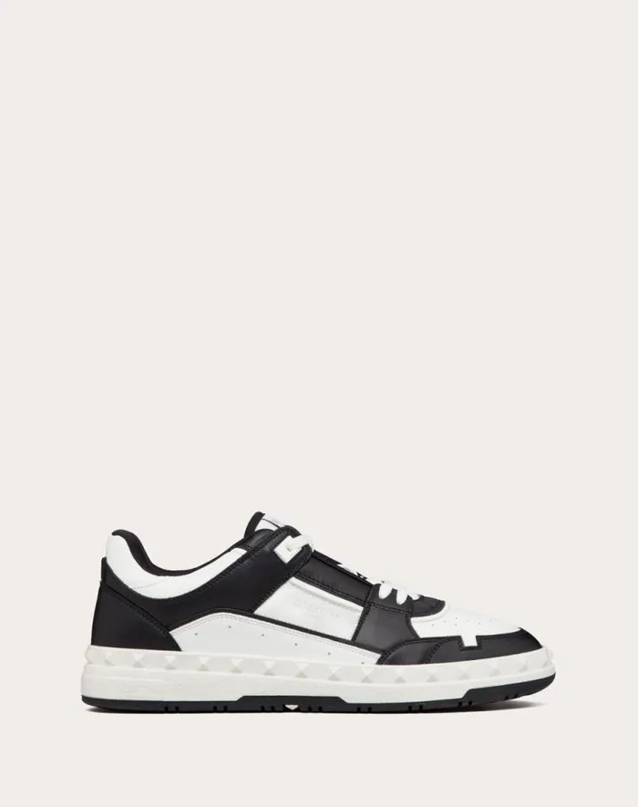 Valentino Sneakers Man Freedots Lowtop Sneaker In Calfskin For Man In Black Black Valentino Sneakers Man Freedots Lowtop Sneaker In Calfskin For Man In Black Black
