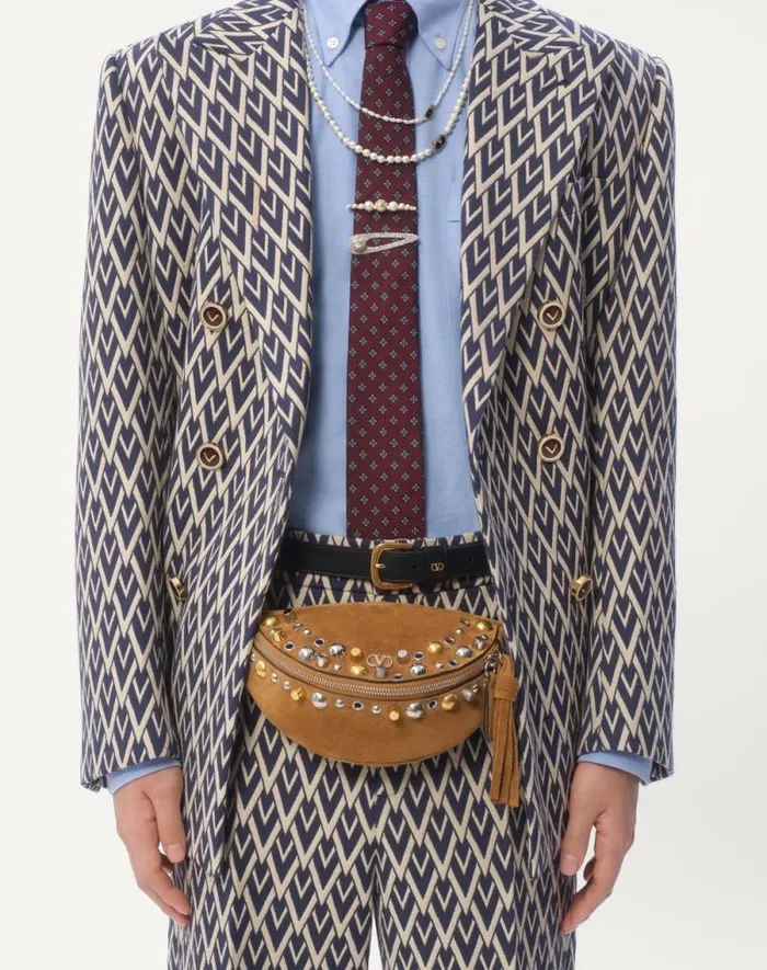 Valentino Suits Man Doublebreasted Wool Jacket With Jacquard Toute La V Pattern For Man In Nightcream Nightcream Valentino Suits Man Doublebreasted Wool Jacket With Jacquard Toute La V Pattern For Man In Nightcream Nightcream