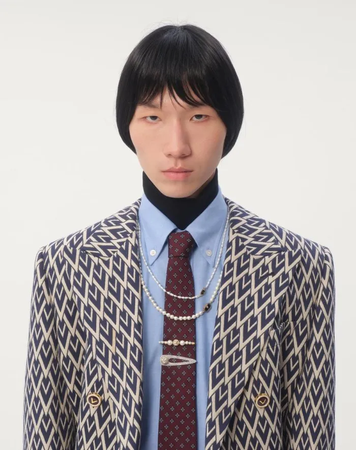 Valentino Suits Man Doublebreasted Wool Jacket With Jacquard Toute La V Pattern For Man In Nightcream Nightcream Valentino Suits Man Doublebreasted Wool Jacket With Jacquard Toute La V Pattern For Man In Nightcream Nightcream