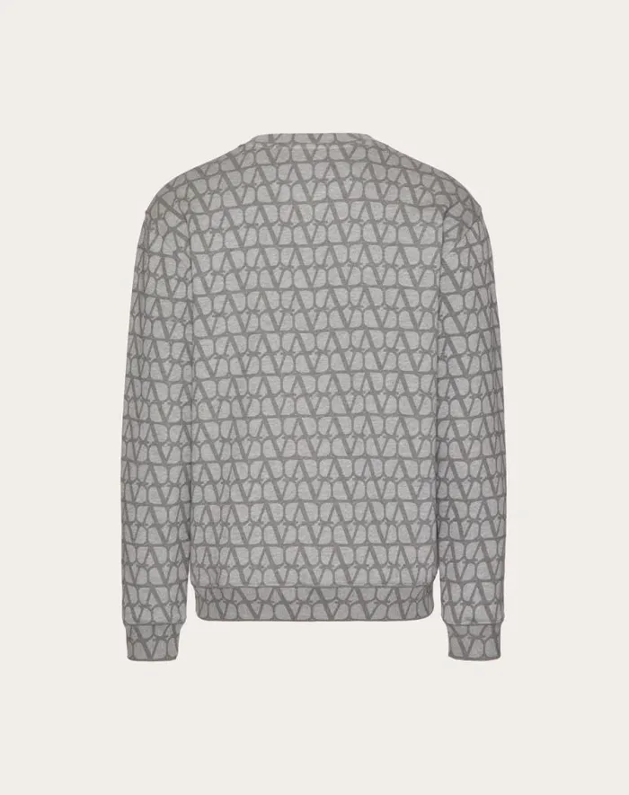 Valentino Tshirts And Sweatshirts Man Cotton Crewneck Sweatshirt With Toile Iconographe Print For Man In Grey Grey Valentino Tshirts And Sweatshirts Man Cotton Crewneck Sweatshirt With Toile Iconographe Print For Man In Grey Grey