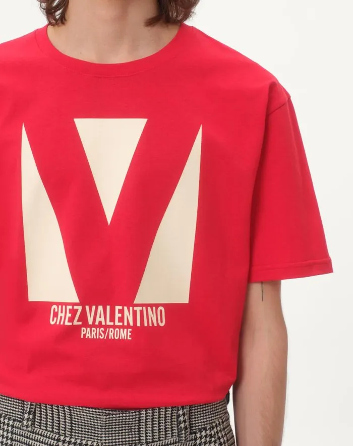 Valentino Tshirts And Sweatshirts Man Cotton Tshirt With Chez Valentino Print For Man In Ivory Ivory Valentino Tshirts And Sweatshirts Man Cotton Tshirt With Chez Valentino Print For Man In Ivory Ivory