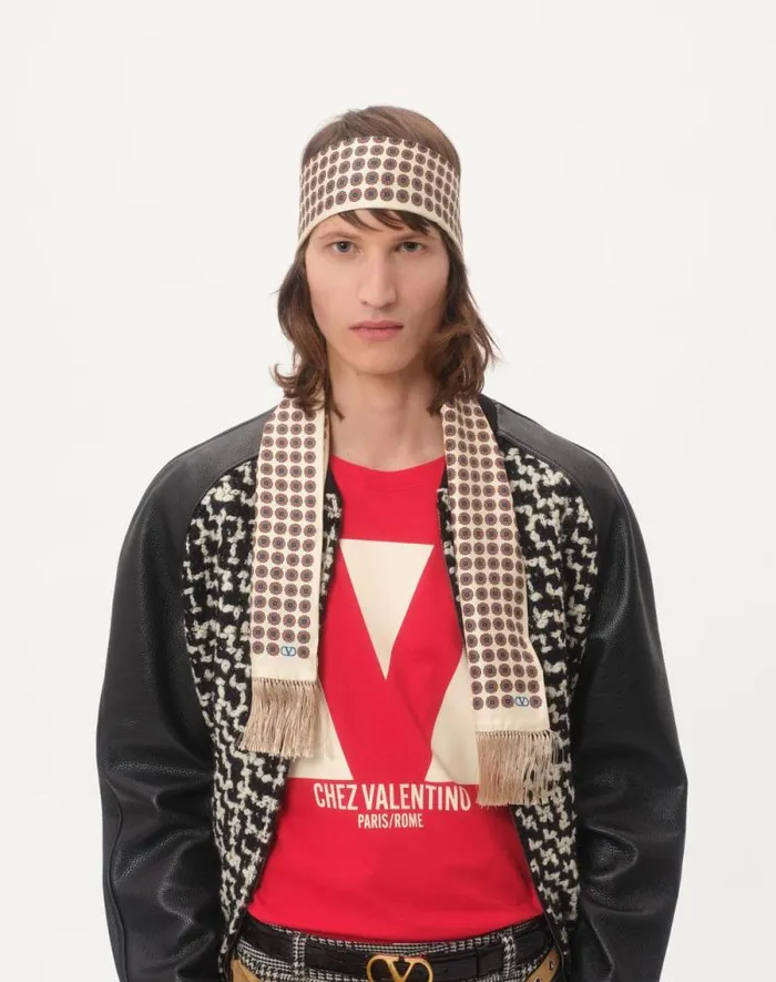Valentino Tshirts And Sweatshirts Man Cotton Tshirt With Chez Valentino Print For Man In Ivory Ivory Valentino Tshirts And Sweatshirts Man Cotton Tshirt With Chez Valentino Print For Man In Ivory Ivory