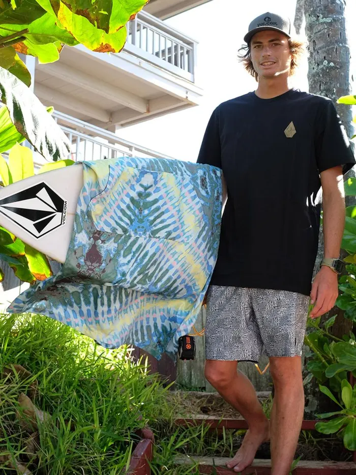 Volcom X Matador Packable Beach Towel 8211 Tie Dye Mens Volcom Accessories