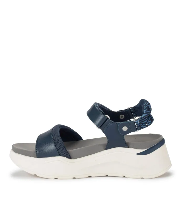 Women Baretraps Active Sandals Wincy Platform Sandal Navy Blue