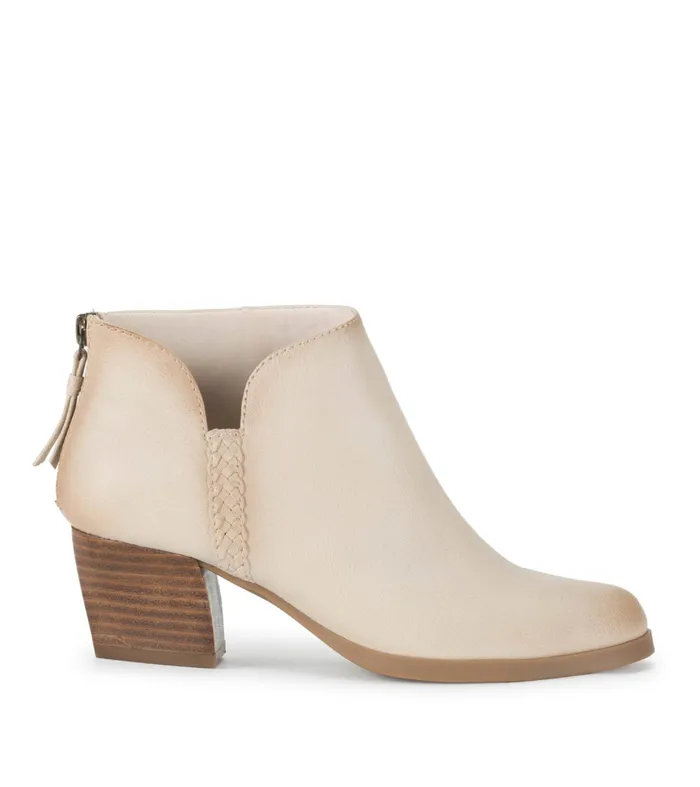 Women Baretraps Booties Lauryn Block Heel Ankle Bootie Milkyway