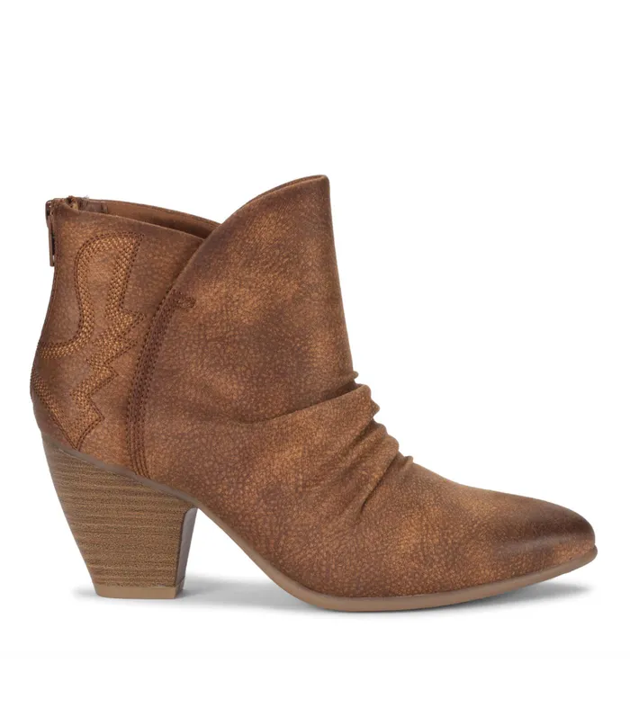 Women Baretraps Booties Leanna Bootie Cashew