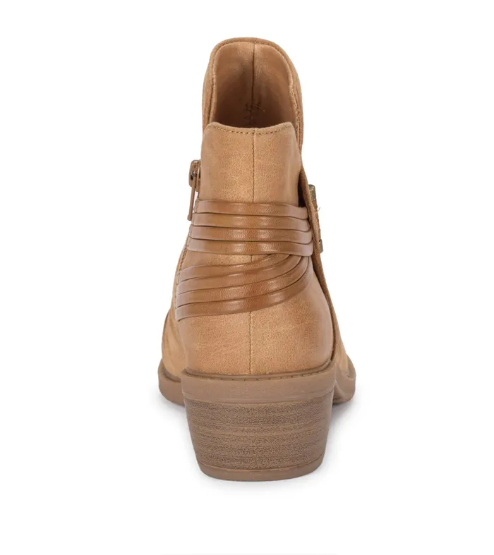 Women Baretraps Booties Sazzie Bootie Sand