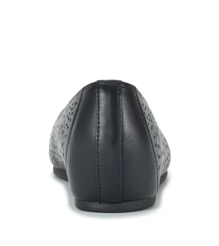 Women Baretraps Flats and Loafers Chika Casual Flat Black