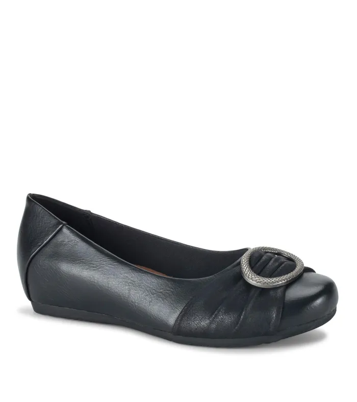 Women Baretraps Flats and Loafers Mabely Flat Black