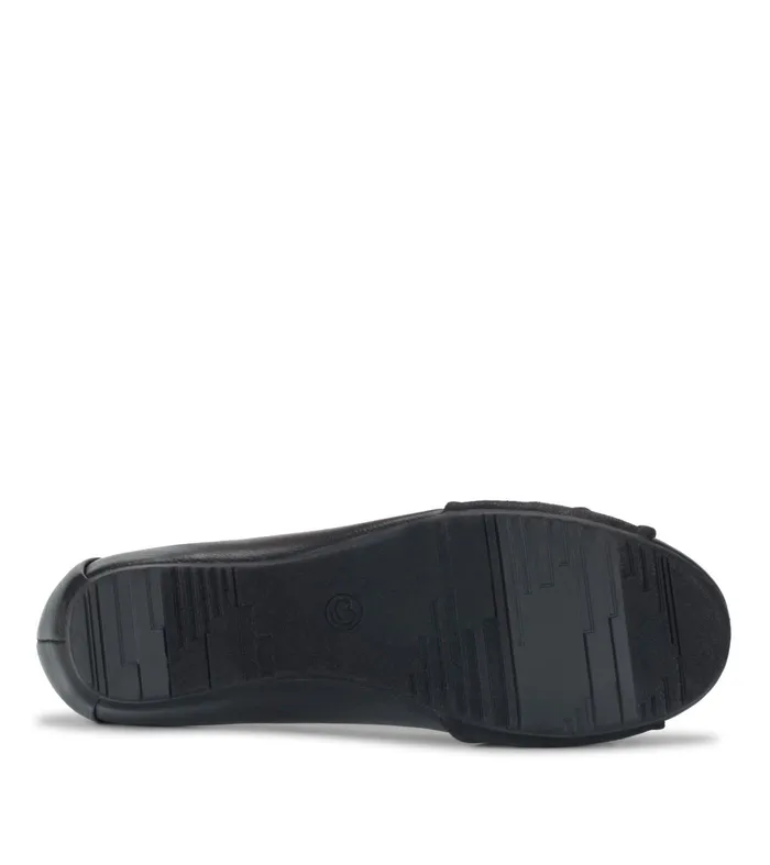 Women Baretraps Flats and Loafers Mabely Flat Black