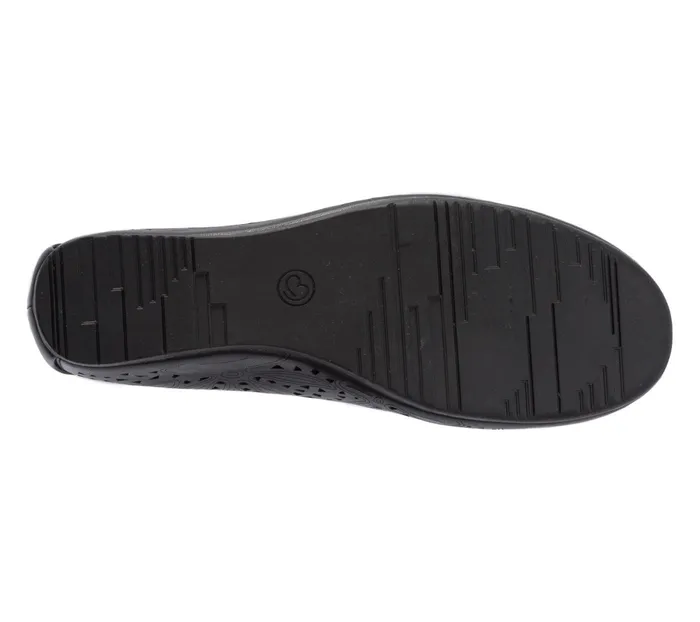 Women Baretraps Flats and Loafers Mariah Casual Flat Black