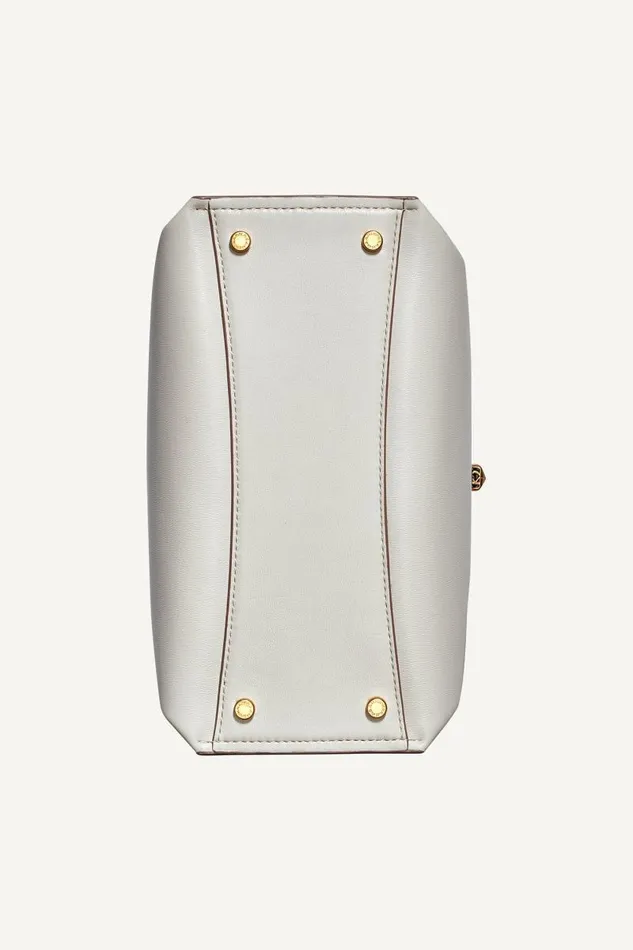 Women BRIDGEHAMPTON CROSSBODY Beige Donna Karan New York Crossbodies And Satchels Women BRIDGEHAMPTON CROSSBODY Beige Donna Karan New York Crossbodies And Satchels