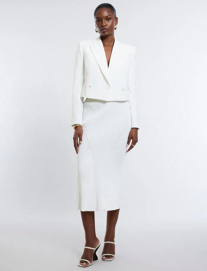 Women Cropped Blazer Gardenia BCBG Jackets and Blazers Women Cropped Blazer Gardenia BCBG Jackets and Blazers
