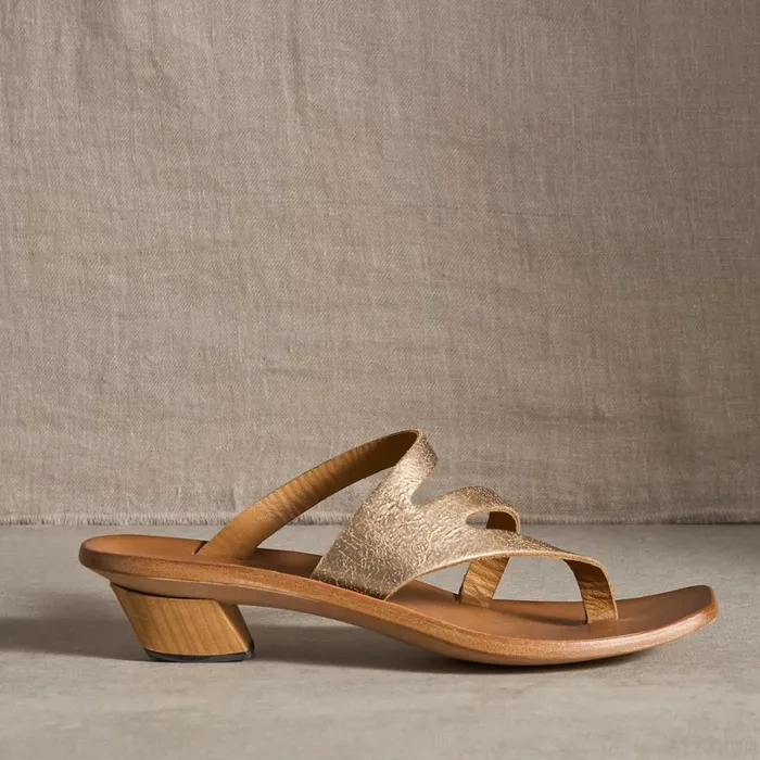 Women Cupertino Sandals Champagne Sundance Catalog Sandals