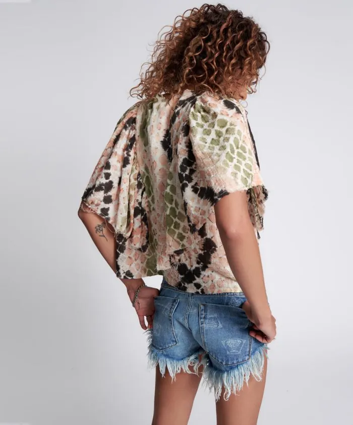 Women HAND PAINTED BOA TOP One Teaspoon Tops Women HAND PAINTED BOA TOP One Teaspoon Tops