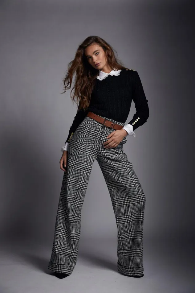 Women In Stock Tailoring Holland Cooper High Waisted Straight Trouser Large Scale Prince Of Wales Mono Women In Stock Tailoring Holland Cooper High Waisted Straight Trouser Large Scale Prince Of Wales Mono