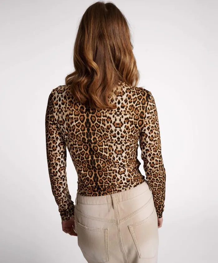 Women LEOPARD JERSEY TURTLE NECK LONG SLEEVE TOP One Teaspoon Tops Women LEOPARD JERSEY TURTLE NECK LONG SLEEVE TOP One Teaspoon Tops
