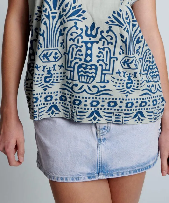 Women ORGANIC COTTON BABYLON GARDENS UNISEX TEE One Teaspoon Basic Tees