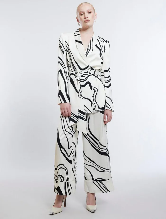 Women Salome Belted Blazer Gardenia Combo BCBG Suiting Women Salome Belted Blazer Gardenia Combo BCBG Suiting
