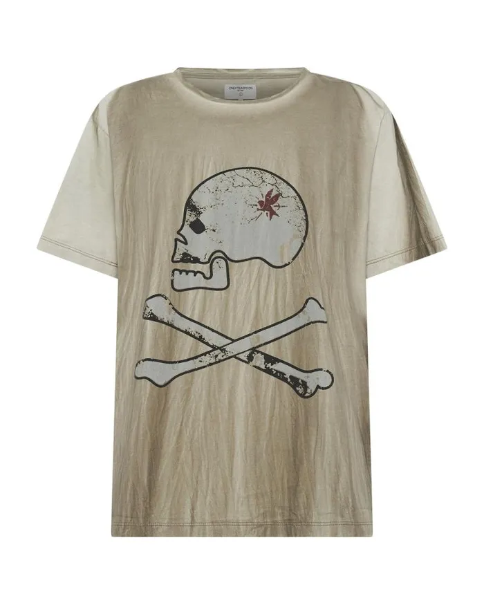 Women SKULL AND BONES BOYFRIEND TEE One Teaspoon Tees and Tanks Women SKULL AND BONES BOYFRIEND TEE One Teaspoon Tees and Tanks