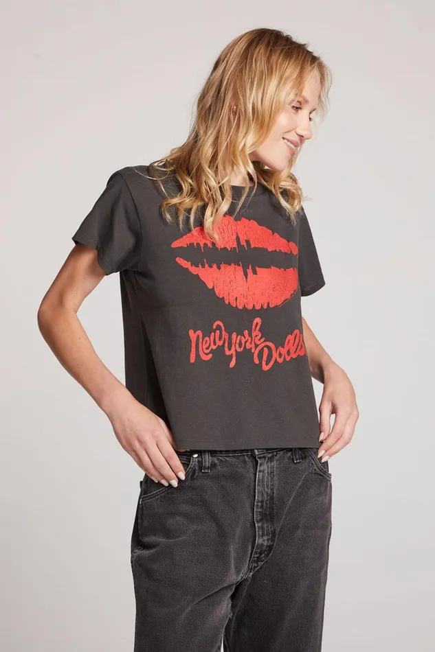 Womens Chaser Brand Tops New York Dolls Lips Skyline Cropped Tee